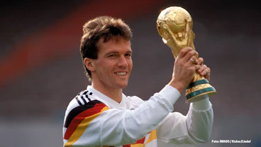 Lothar Matthaeus nach dem WM Titel im August 1990
