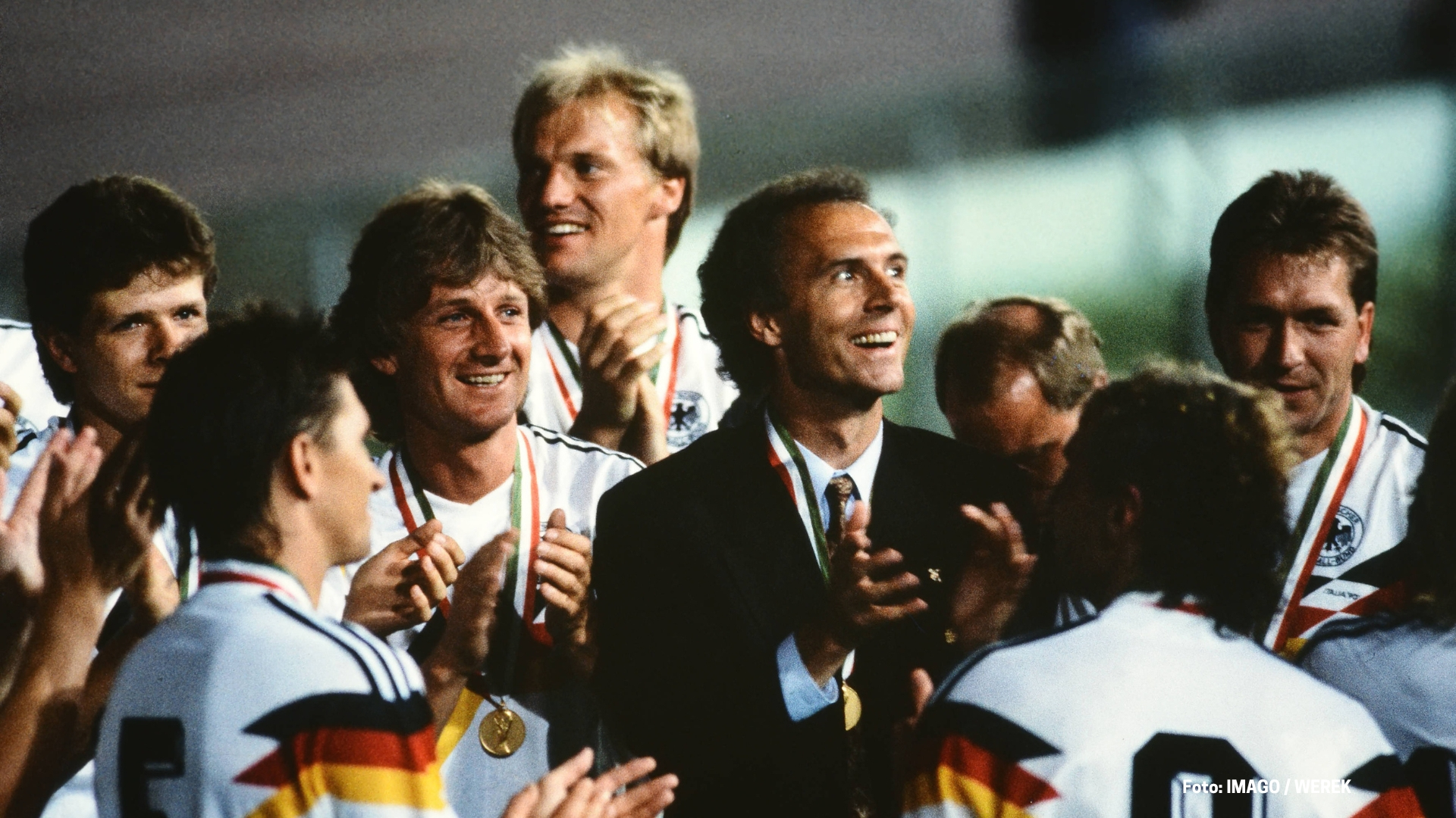 WM 1990: Schwarz-Rot-Gold überall
