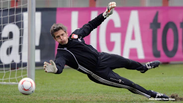 Jans Joerg Butt vom FC Bayern Muenchen im April 2011