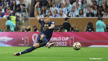 Kylian Mbappe fuer Frankreich bei der WM 2022 in Katar