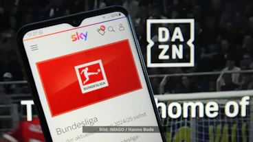 Sky und DAZN im Kampf um die Bundesliga Rechte