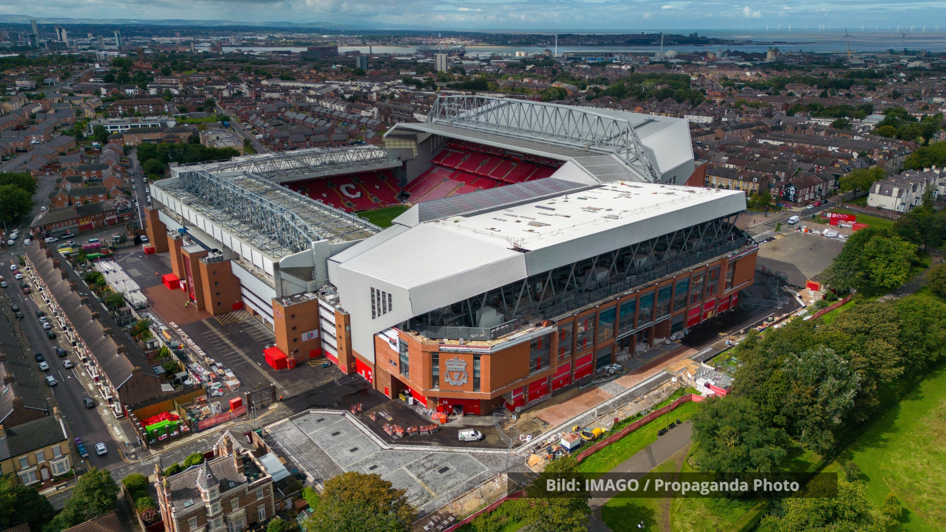 Groundhopping: die spektakulärsten Tribünen, die größte Historie – diese Stadien muss man gesehen haben!