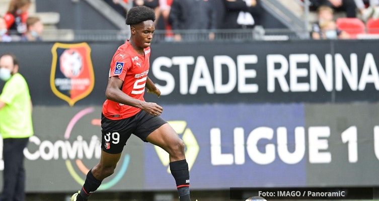 Mathys Tel-Transfer fix – so könnte die Bayern-Offensive aussehen