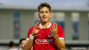 Bendeguz Kovacs von der U19 des AZ Alkmaar im Oktober 2025
