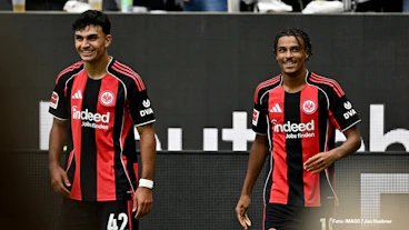 Can Uzun und Jean Matteo Bahoya von Eintracht Frankfurt im August 2025