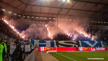 HSV Fans im Block