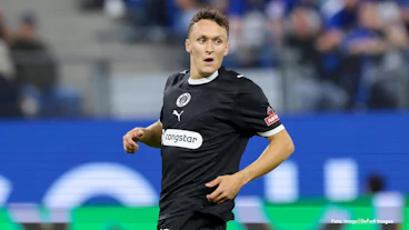 Martijn Kaars bei seinem Debuet fuer den FC St Pauli beim Hamburger SV